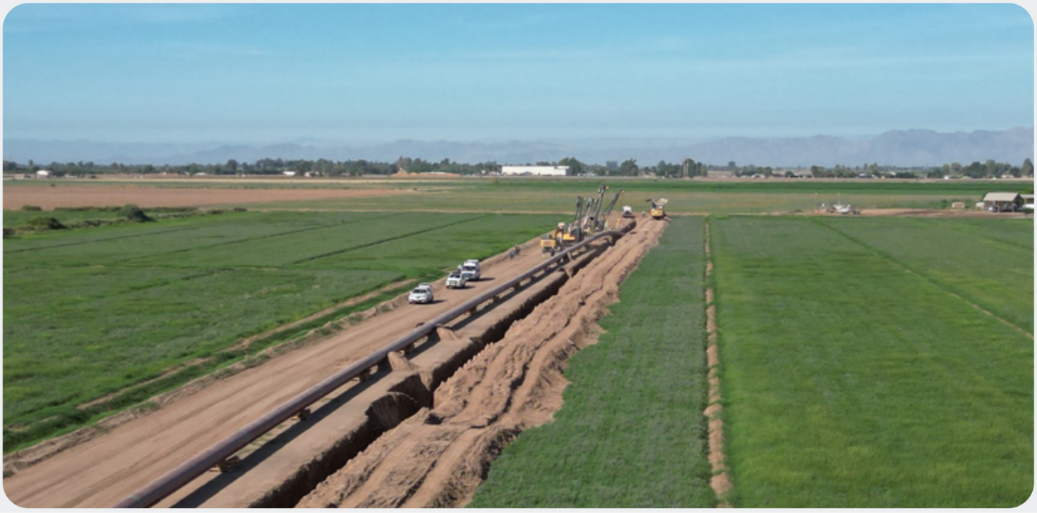 Instalación de ductos en proyecto de infraestructura